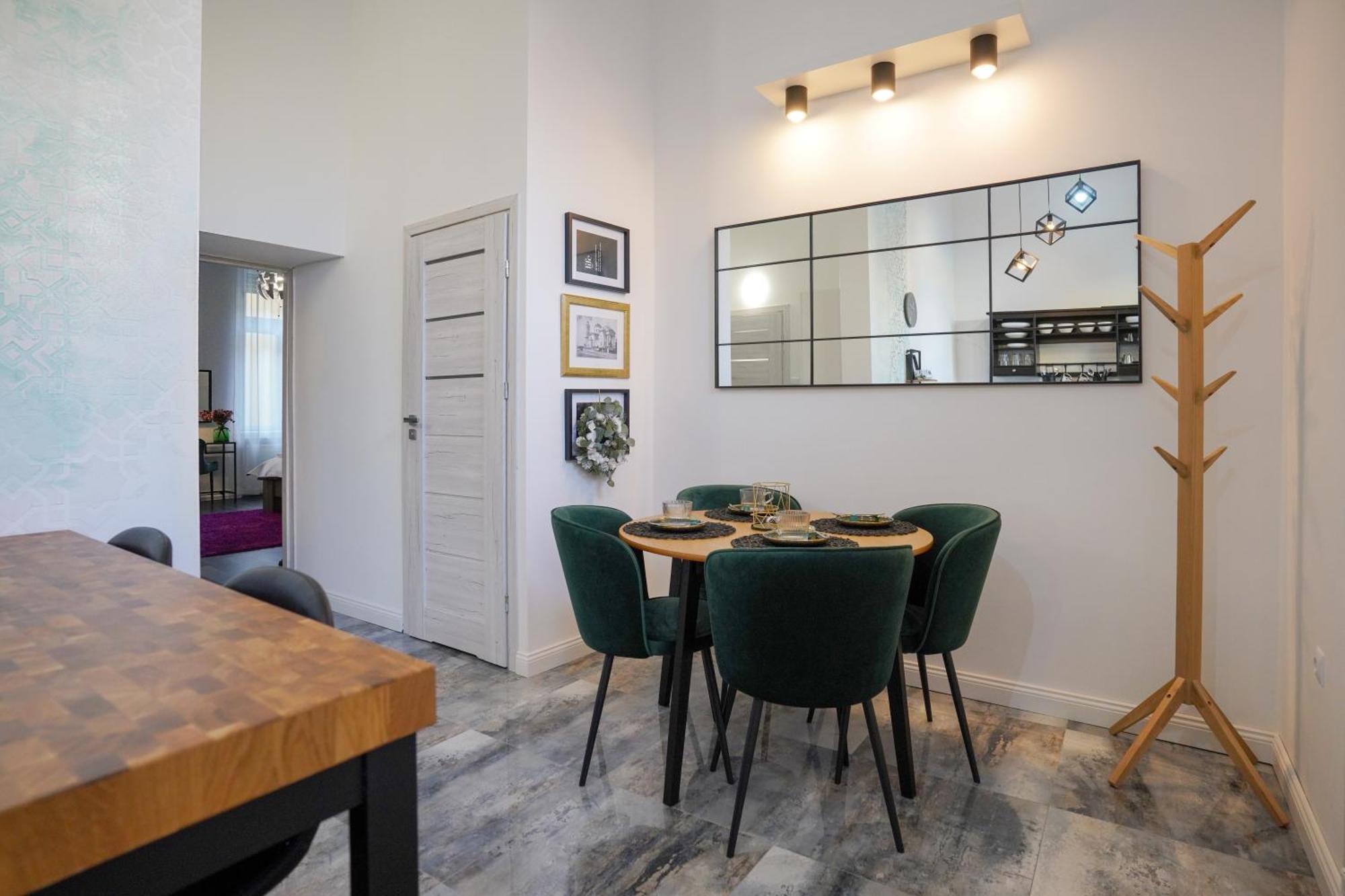 Decor Apartman Эгер Экстерьер фото