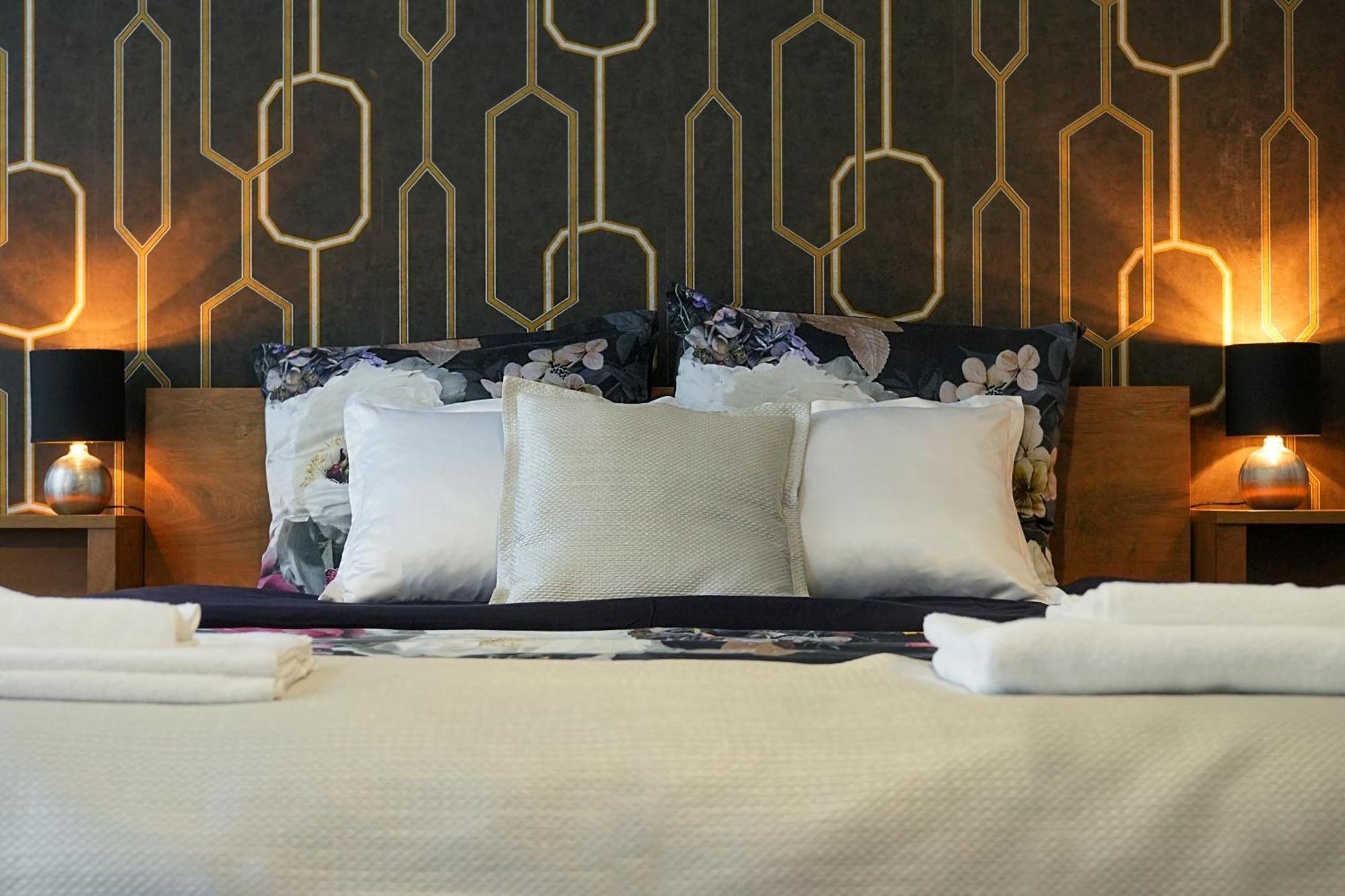 Decor Apartman Эгер Экстерьер фото